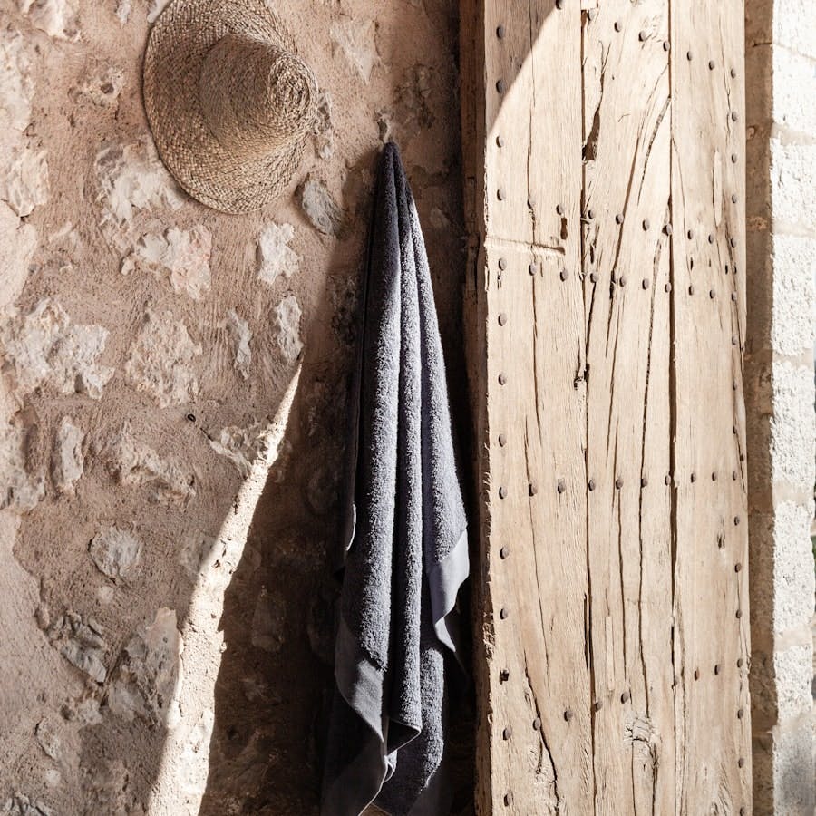 Handtuch - Lava Grey aus ägyptischer Baumwolle, 50 x 100 cm