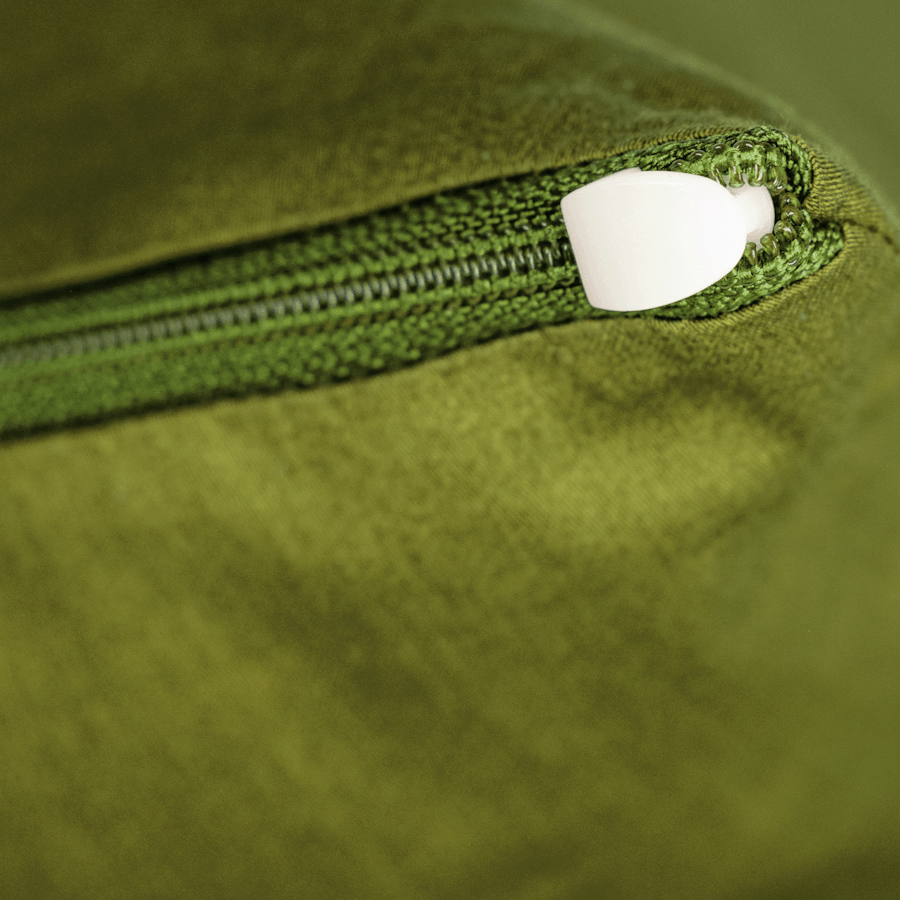 mysheepi kissenbezug tannengruen zipper detail