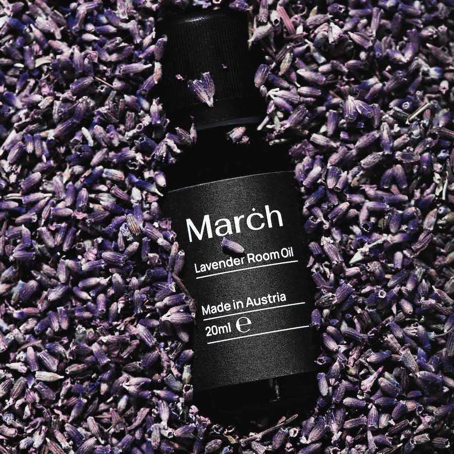 March Care Lavendel Öl Moodbild